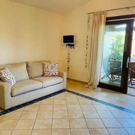 Apartment Casa Vacanze Flora *